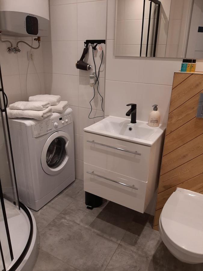 Kawalerka 28M Salon Z Kuchnia Centrum Neu Sandez Exterior foto